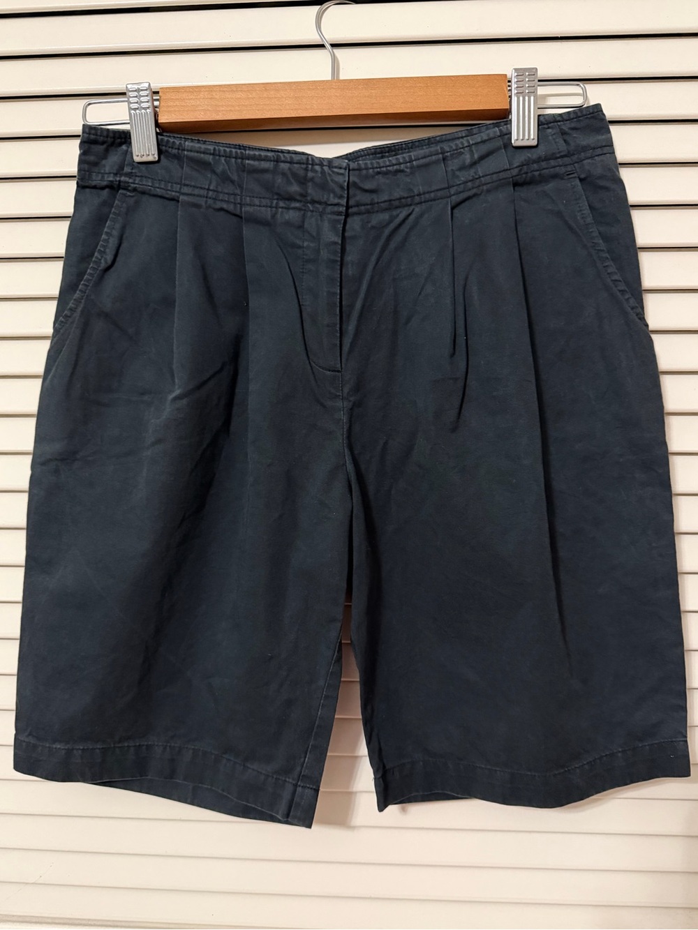 Women’s Pleated Cotton Shorts - Size 2